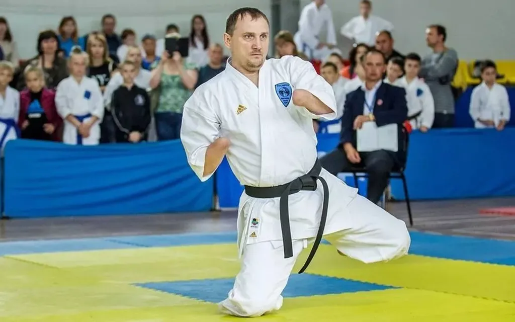 1_de6250b2 copy.webp