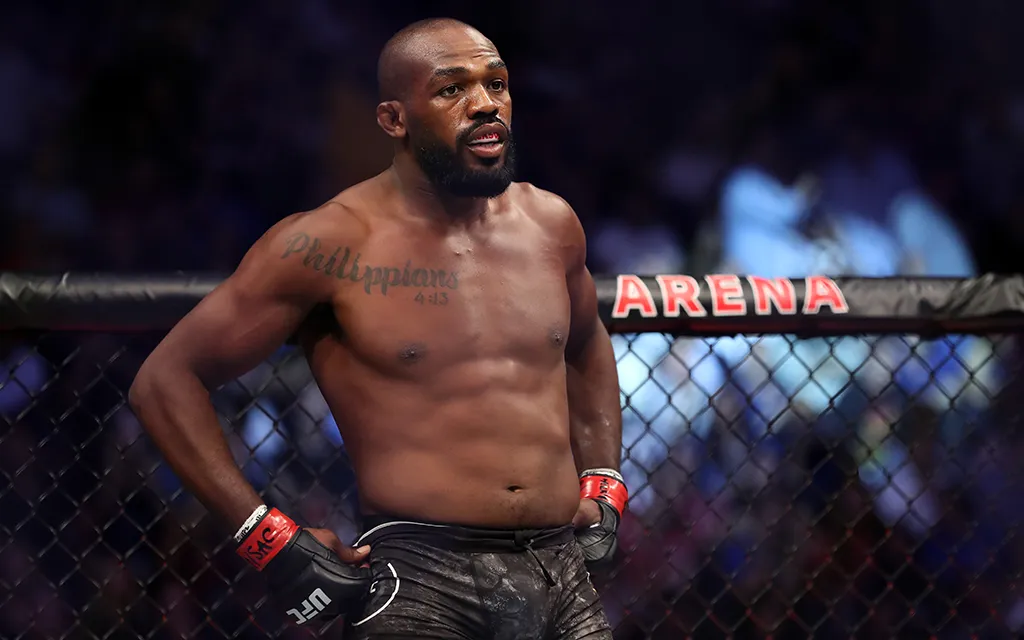 Пьяный чемпион UFC опозорился на шоу. Теперь Джонс лишится крупной суммы