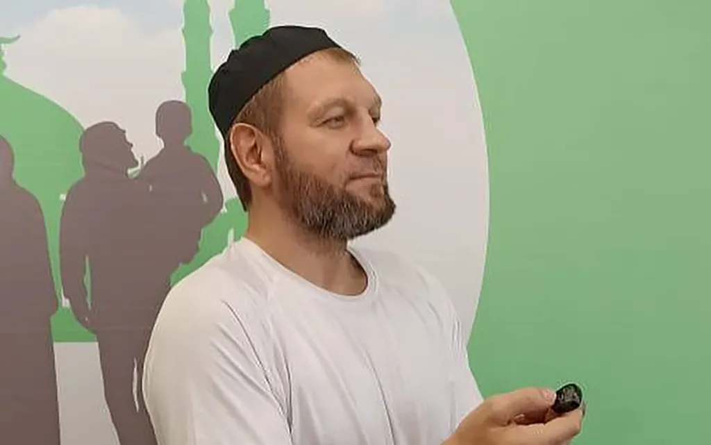 370807638_18381381856042489_6899737444833626088_n copy.webp