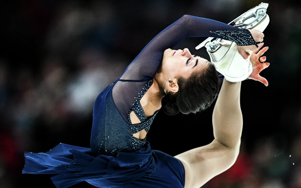 Прекрасная Аделия недосягаема. Помешать ей может только Горбачёва