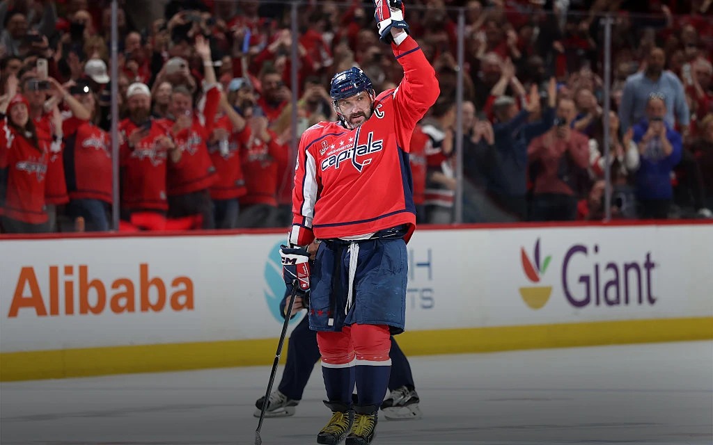 Эпохальное безумие. Овечкин догнал Гретцки, но отказался от рекордного гола