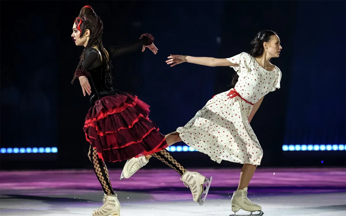 Alina-Zagitova-i-Evgeniya-Medvdeva-RIA-Novosti2.webp