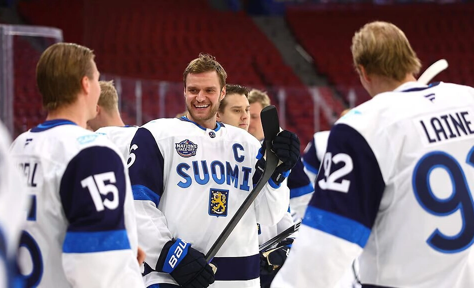 Барков Финляндия. Фото НХЛ.webp