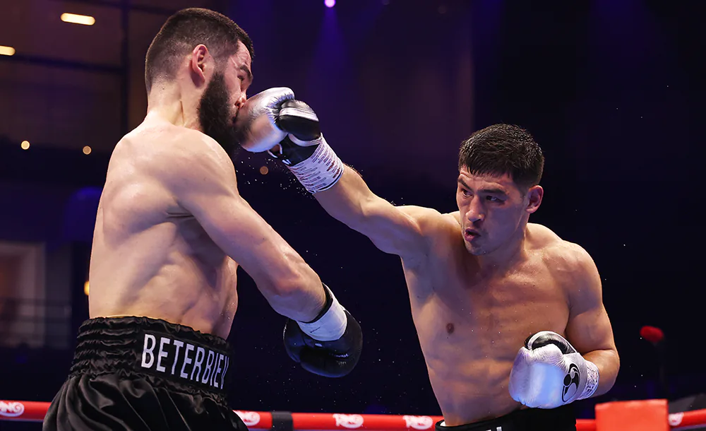 Бивол Бетербиев. Фото Getty Images 00004.webp