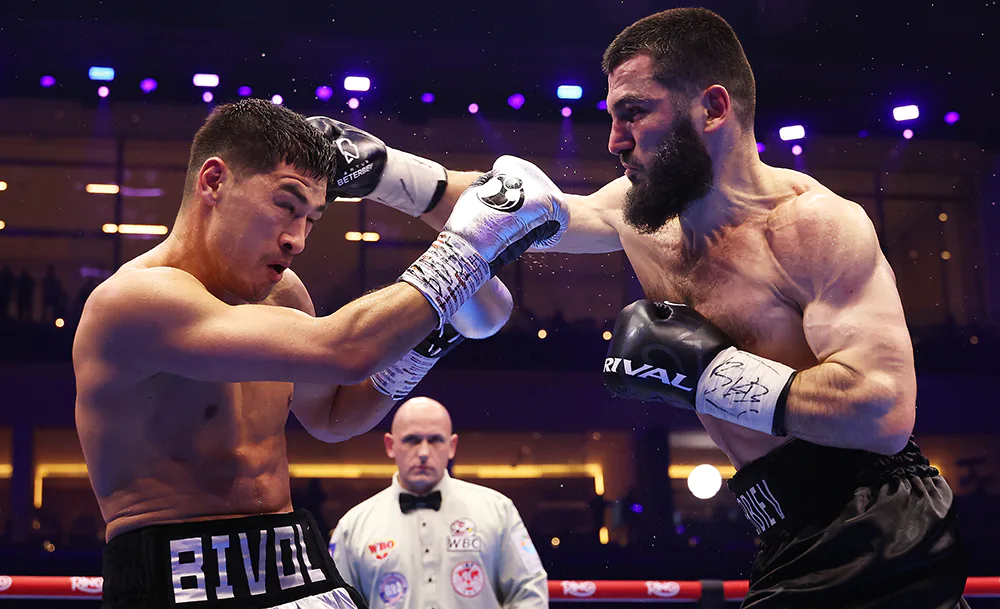 Бивол Бетербиев. Фото Getty Images.webp