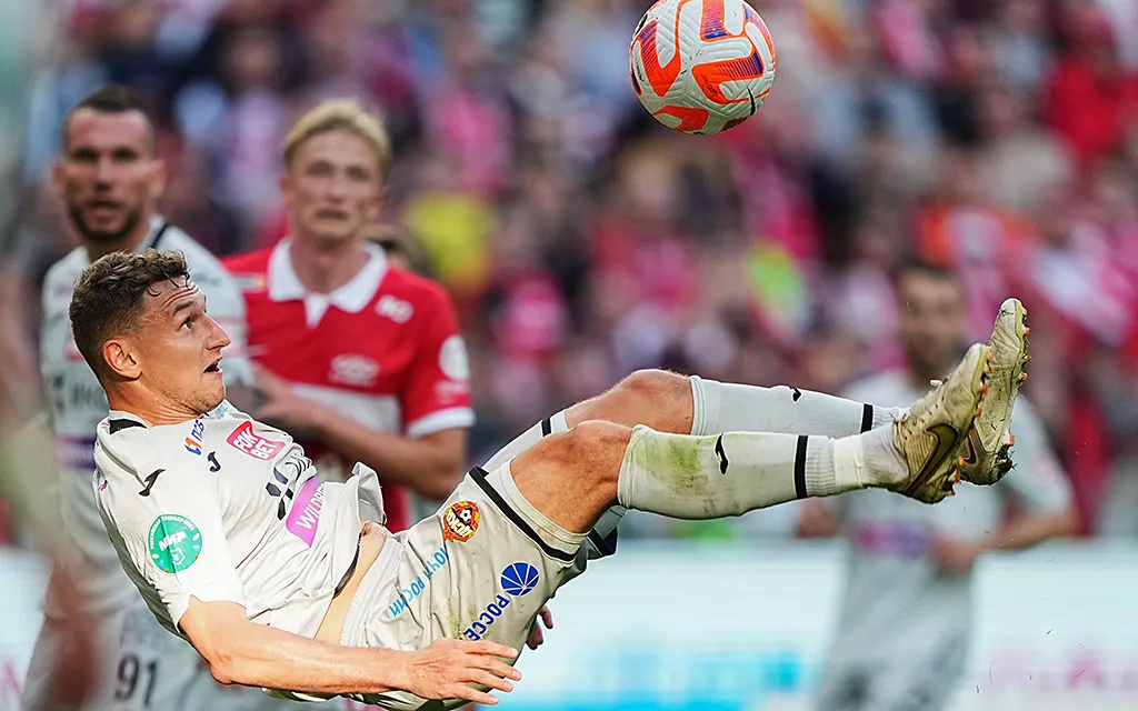 Чалов со Спартаком РИА.webp