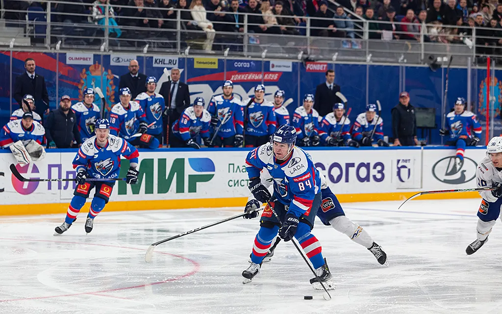 Cp2GjclqW-c copy.webp