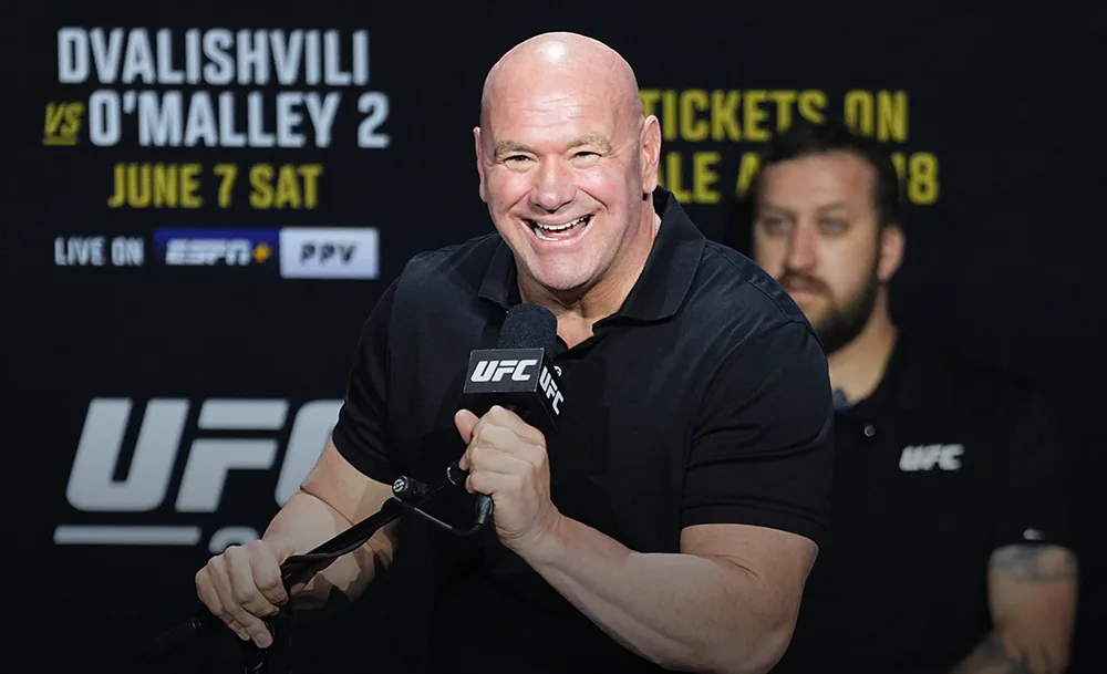  «Мы поговорили с Путиным об этом и заключили сделку». Глава UFC – друг Трампа и дипломат