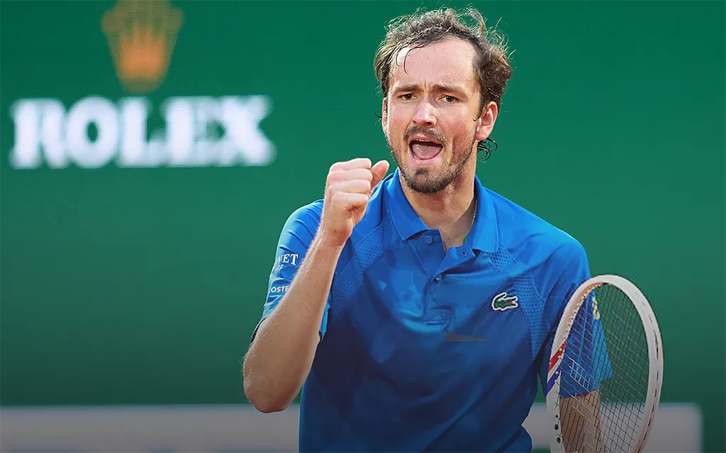 Превозмогая всё на свете! Медведев «рычал» от злости, но смог победить француза