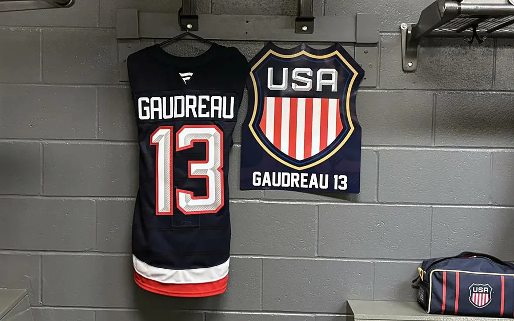 Джерси Джонни Годро, USA Hockey.webp