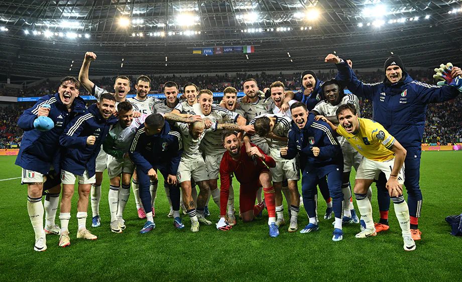 Между Украиной и Евро встал судья. В Германию летом поедут итальянцы