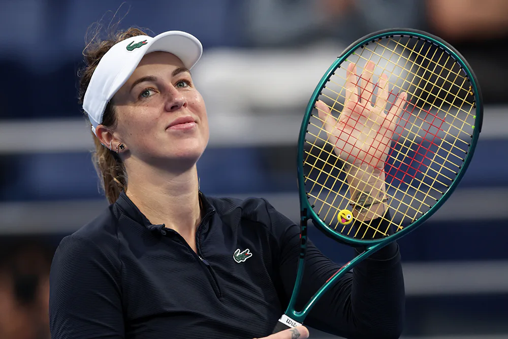 Поздравила с 8 Марта. Павлюченкова прихлопнула безвестную испанку