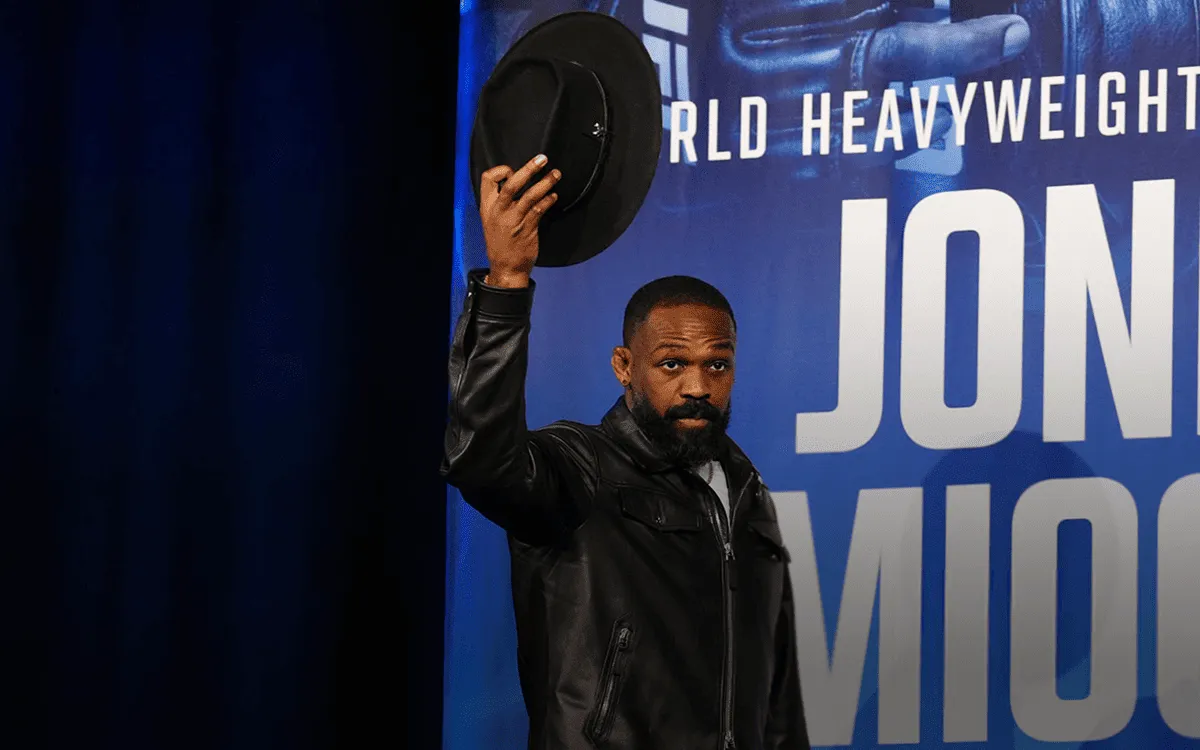 На задворках собственной лиги! В UFC больше не осталось чемпионов-мужчин из США