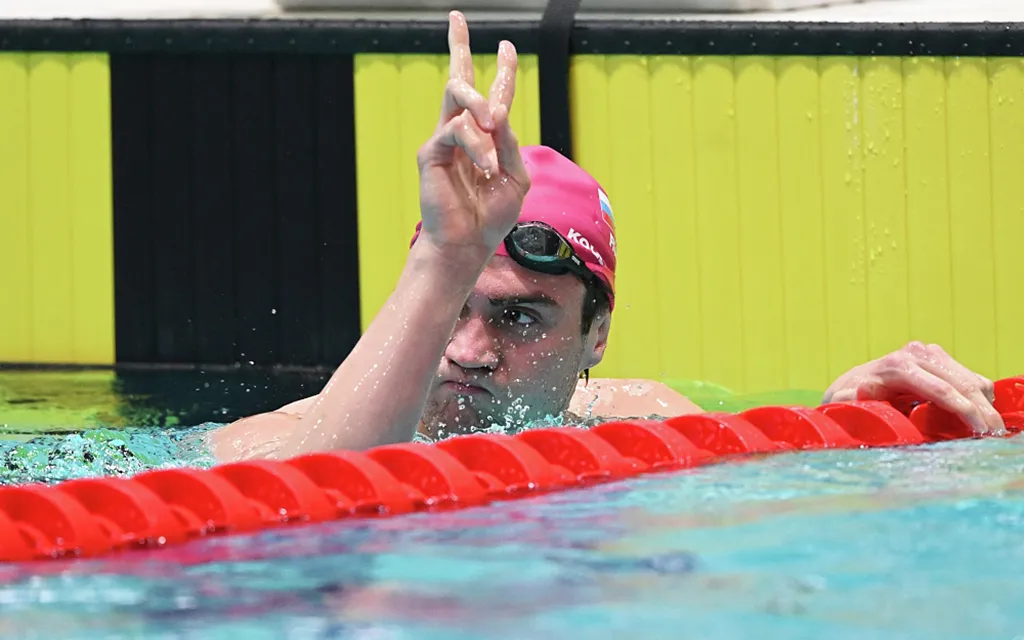 Колесников вернулся на международную арену с рекордом! В Сингапуре нас ждёт яркое дерби