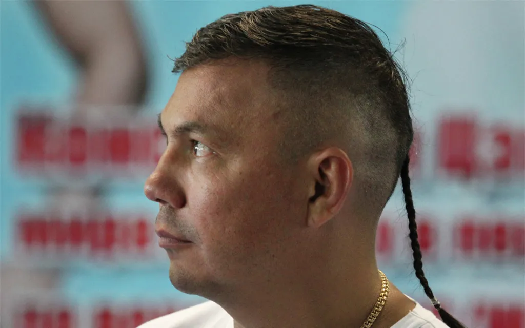 Костя Цзю прическа, РИА Новости_5.webp