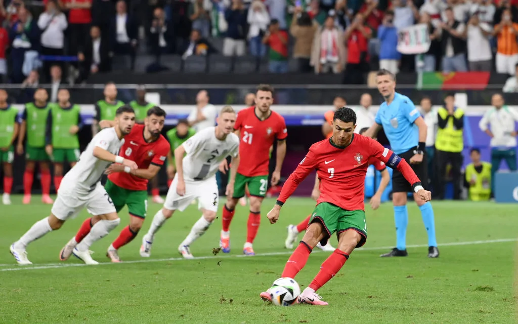 Кришитану_Роналду,_сборная_Португалии,_Getty_Images_2.webp