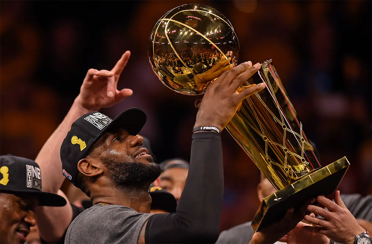 Грязнейший титул Леброна. Величие Король заработал благодаря провокации и «горшку»