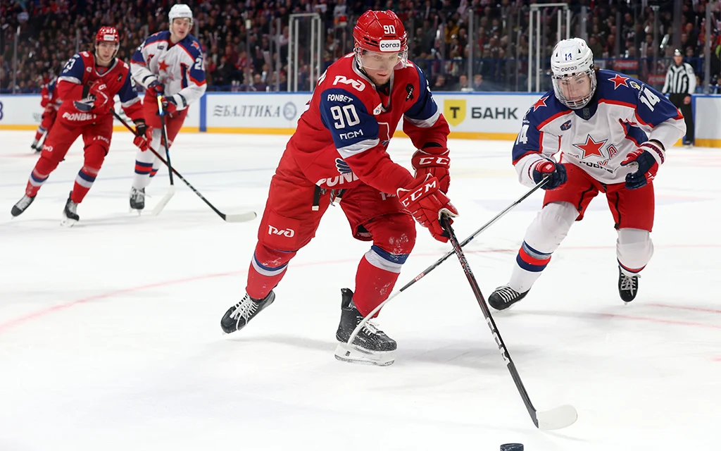 Локо_ЦСКА,_Неелов_Ярослав_и_photo_khl_ru_2.webp