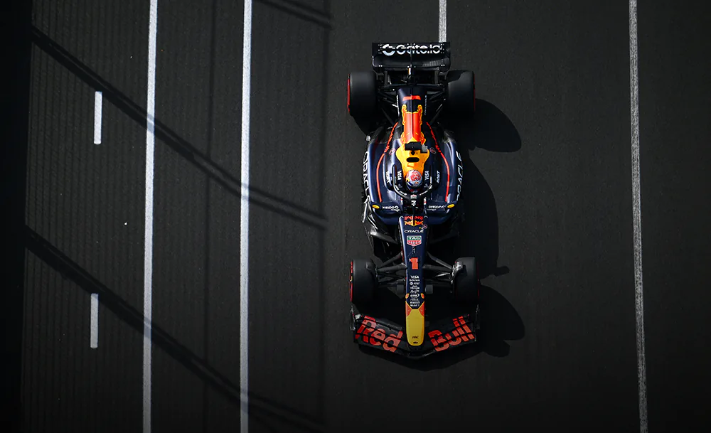 В Мельбурне стартовал 76-й сезон Формулы-1. Последний перед глобальной сменой регламента