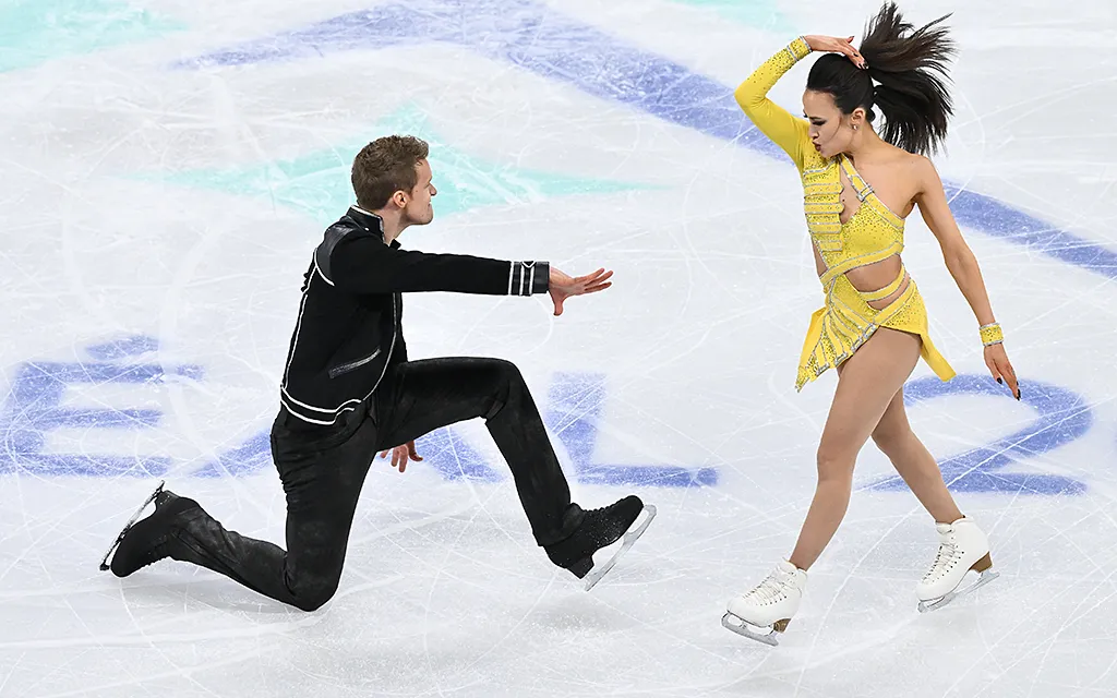 Мэдисон Чок и Эван Бейтс гетти.webp