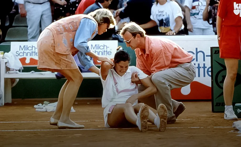 Безумие на корте. Психопат набросился на 19-летнюю теннисистку с ножом 