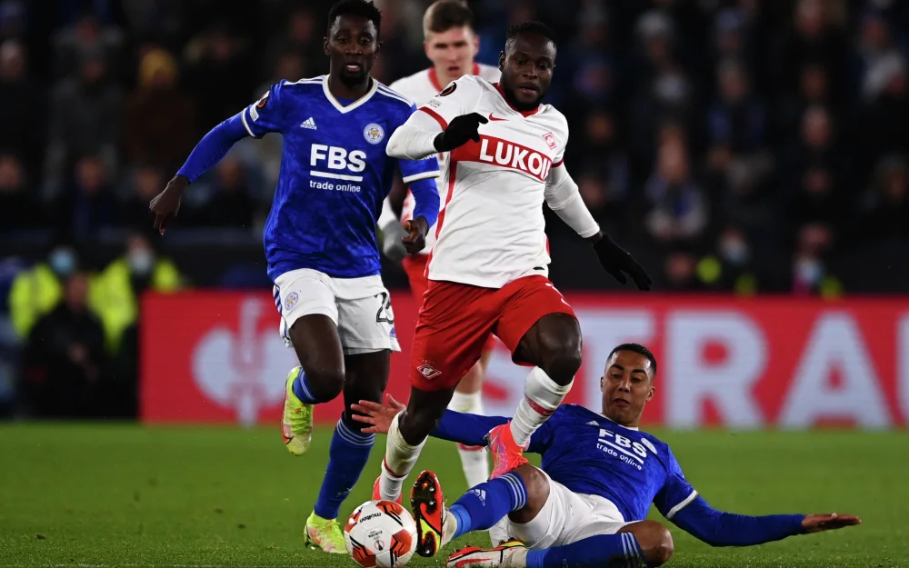 RIA_6689239.MR.1000 с лестером мозес.webp