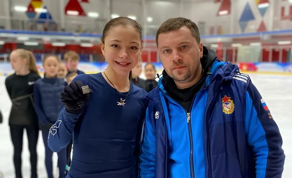 Самоделкина Давыдов соцсети.webp