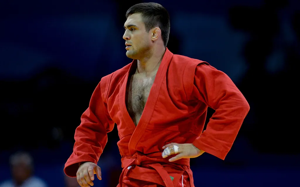 Сергей Рябов стал пятикратным чемпионом мира по самбо