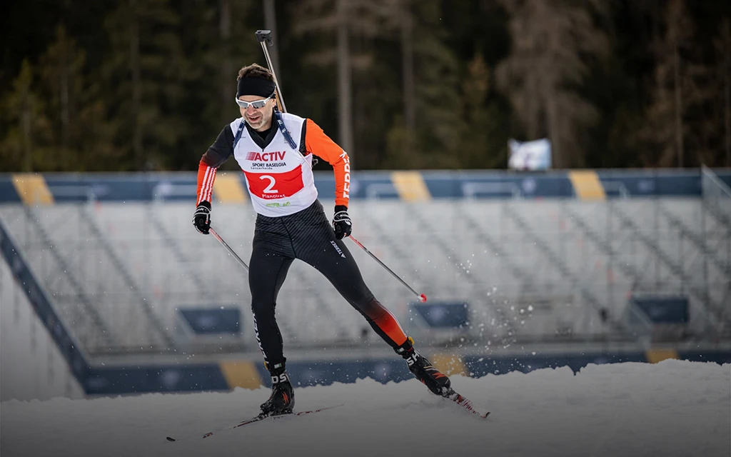 Бьёрндален удивил на трассе ЧМ-2025. Король биатлона завоевал медаль и расстроился