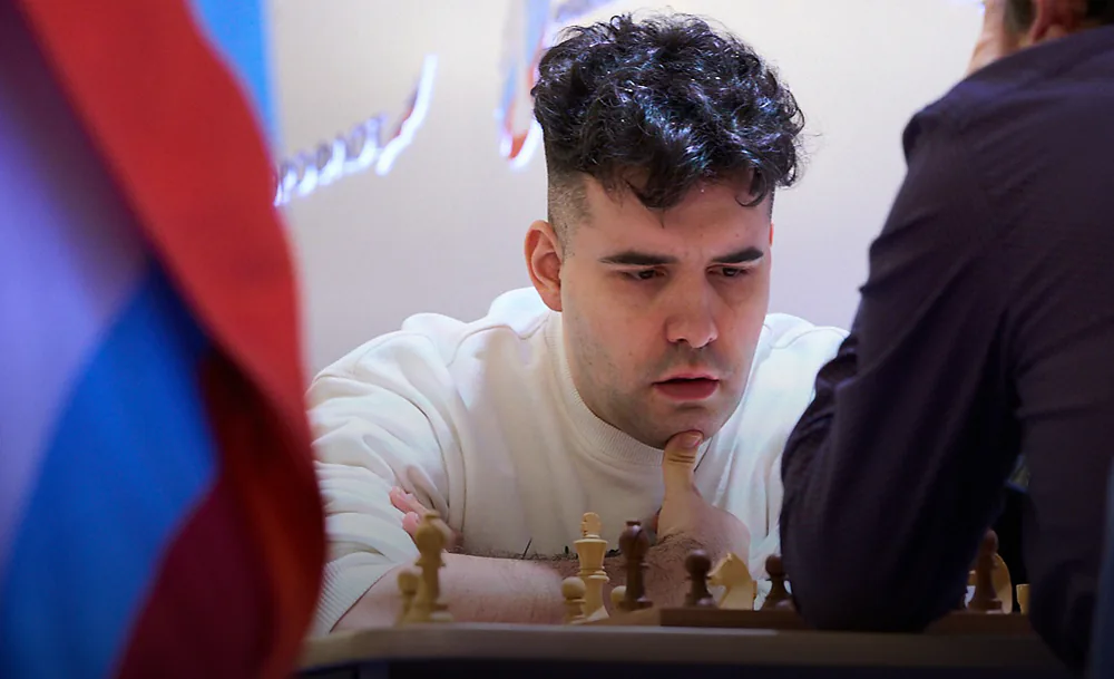 «Желательно выступать под флагом своей страны». Непомнящий – о фестивале «Аэрофлот Опен»