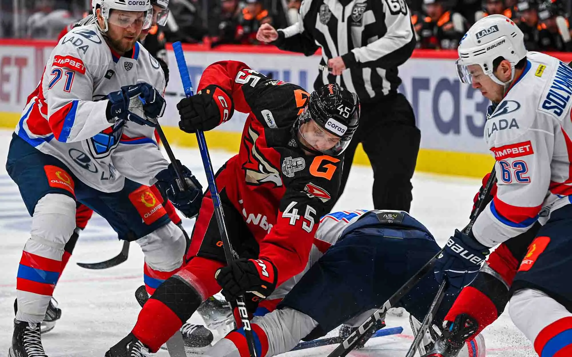 авангард лада драка, хк авангард.webp