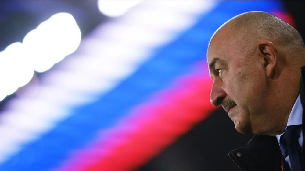 «Усы надежды» всё ещё на бирже труда. Кому достанется Станислав Черчесов?