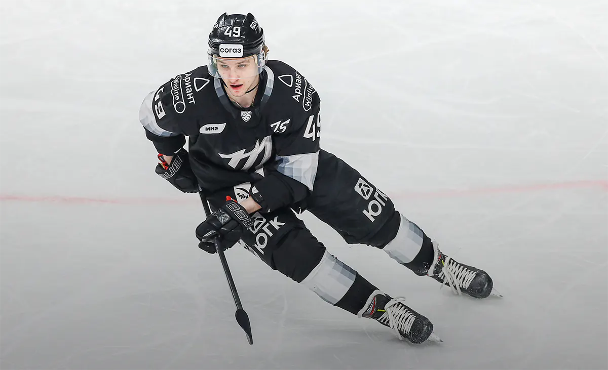 Русский рекордсмен едет в НХЛ. Шабанов готов решать проблемы «Айлендерс»