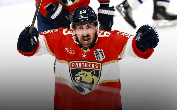 Главный подонок НХЛ включил режим бога. Маршан уже наиграл на звание MVP