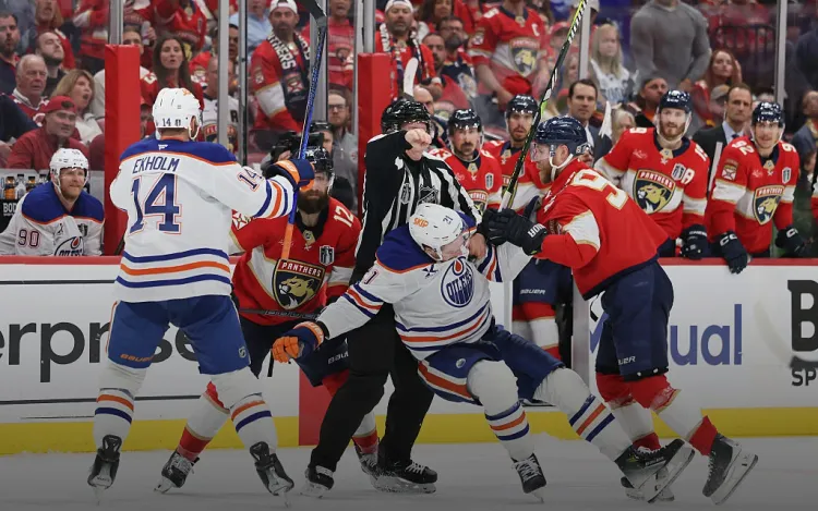 Заруба на 140 минут штрафа. «Флорида» уничтожила провокаторов из «Эдмонтона»