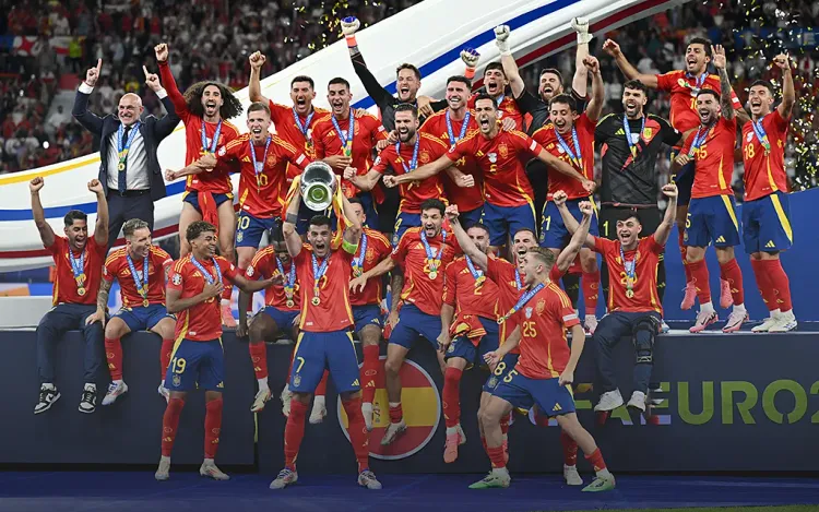 Справедливость правит бал. Лучшая сборная Евро забрала титул