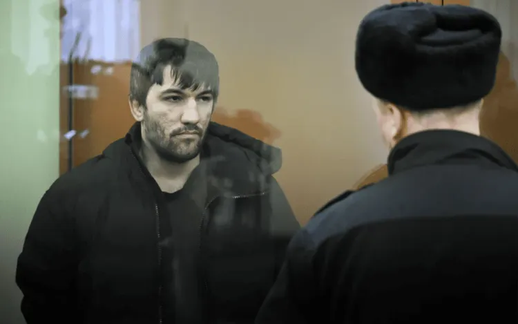 Трагедия в «Зарядье». Боец ММА зарезал сотрудника дорожной службы по указке «джина»