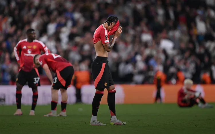 Зайдите как-нибудь потом! Лига чемпионов недосчиталась трёх обладателей трофея