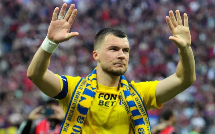 Не Комличенко единым. Кто заменит уходящих звёзд «Ростова» в предстоящем сезоне?