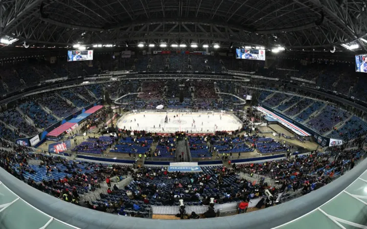 Хоккей на «Открытие Арене». «Спартак» и СКА сыграют «Русскую классику» на футбольном поле