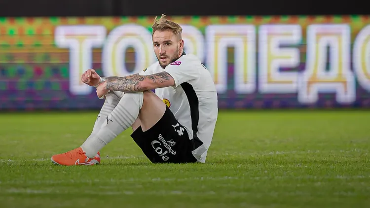 Страсти по «Торпедо». Накануне заседания КДК дела у клуба стали ещё хуже