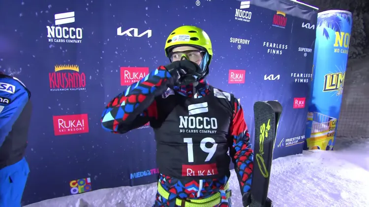 Непобедимый акробат Буров и конькобежная битва звезд в Калгари. Обзор зимнего уик-энда