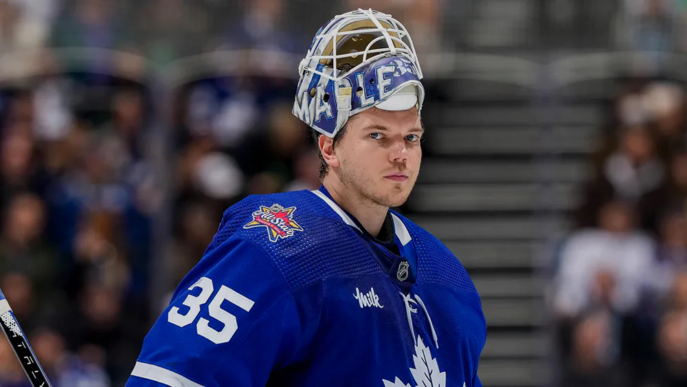 Самсонов  ХК Торонто Мэйпл Лифс.webp