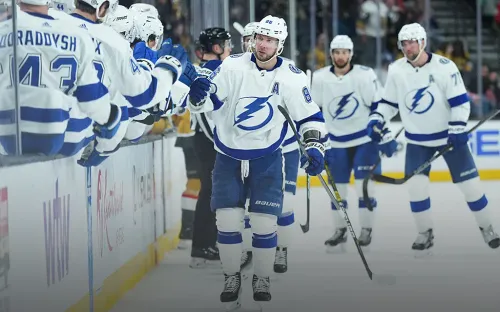 Кучеров снова на вершине. Затащил победу над чемпионом и подвинул Маккиннона