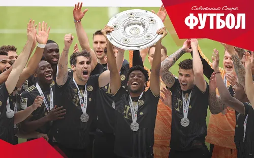 Два титула за 39 минут. Уникальный футболист выиграл 12 чемпионатов подряд