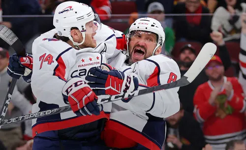 Овечкин прервал голевую засуху. Форвард взорвал трибуны и продолжил погоню за Гретцки