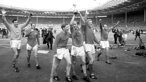 Ушёл великий Бобби Чарльтон. Таких легенд в Англии больше нет