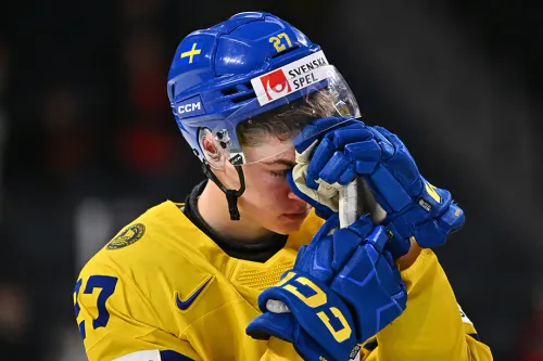 Шведы прячут флаг и форму сборной. Всему виной теракт в Брюсселе