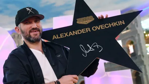 Путин наградил Овечкина. Америка в шоке, но помалкивает