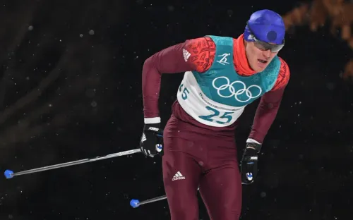 Российский лыжник упал на глазах у всего мира. На помощь пришёл… американец!